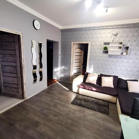 Varga Vendeghaz Apartment Tiszakecske Bagian luar foto